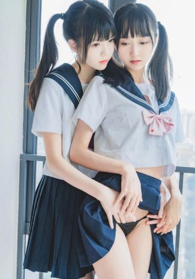 美女扒开下体被男人狂捅_HD免费高清观看