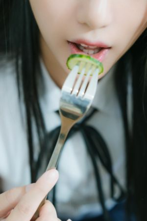 七仙女欲春艳谭_高清电影完整版