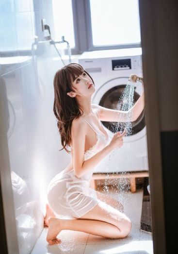 国产精品一线二线三线精华液的_HD高清电影在线