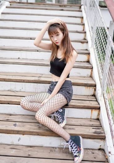 午夜精品视频在线观看古代美女_字幕高清版在线播放