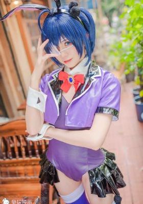 女校长futa_4K在线播放