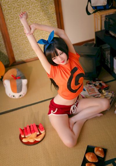 人妻被痴汉电车挤出奶水_4K电影全集观看